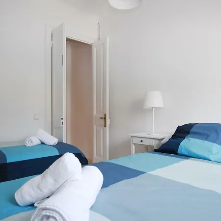 Cal Rubens Apartment *